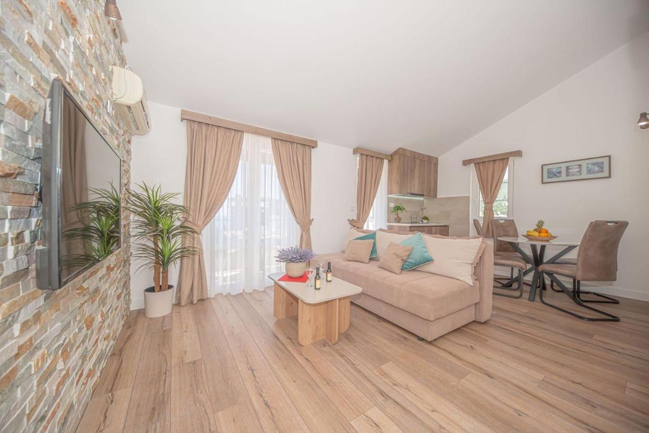 Petrovac Guest House S-Lux מראה חיצוני תמונה