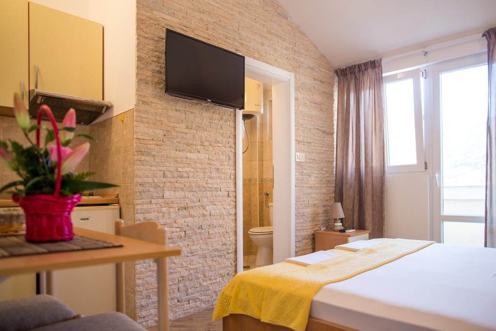 Petrovac Guest House S-Lux מראה חיצוני תמונה