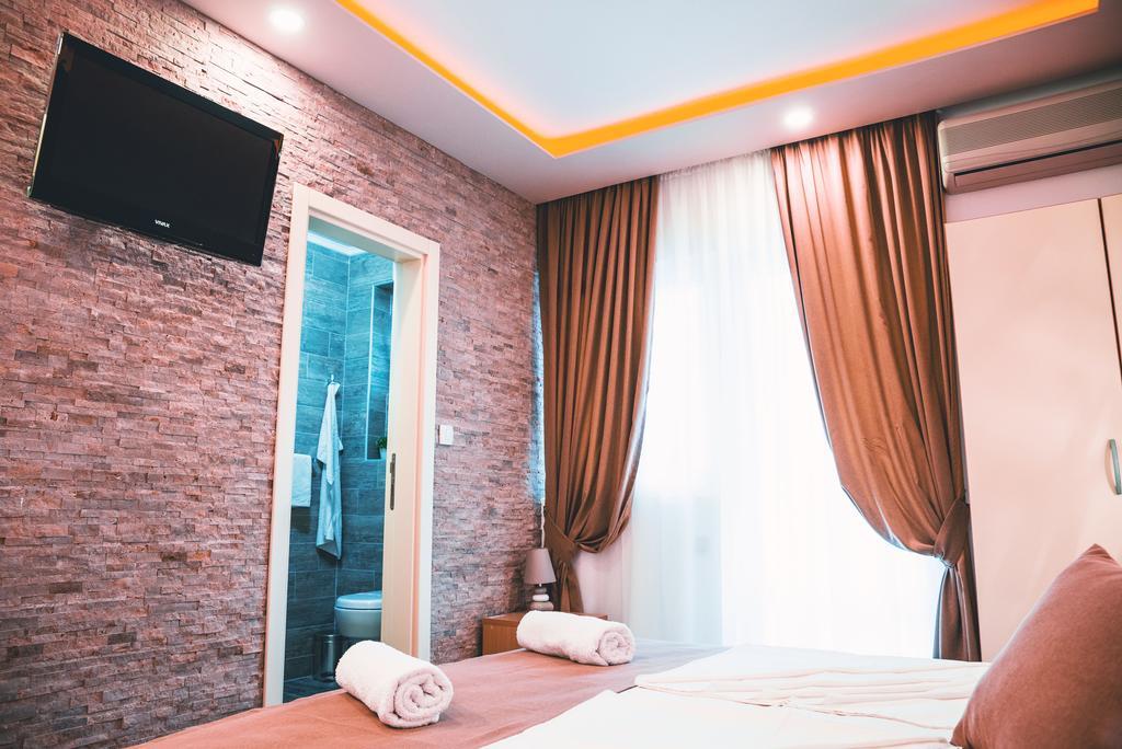 Petrovac Guest House S-Lux מראה חיצוני תמונה