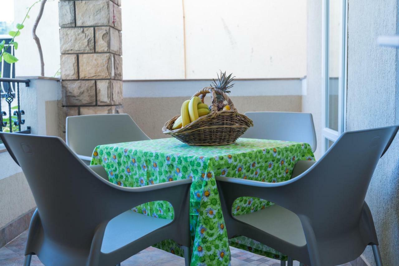 Petrovac Guest House S-Lux מראה חיצוני תמונה