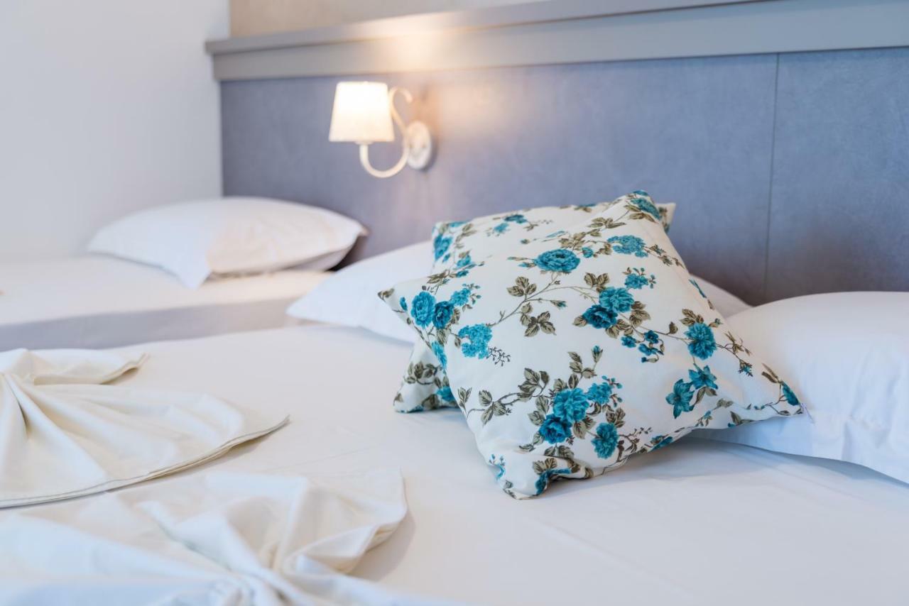 Petrovac Guest House S-Lux מראה חיצוני תמונה